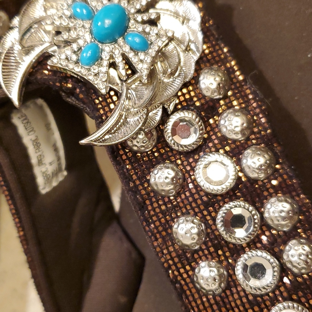 NWOT!  Western bling flip flops - Picture 4 of 11